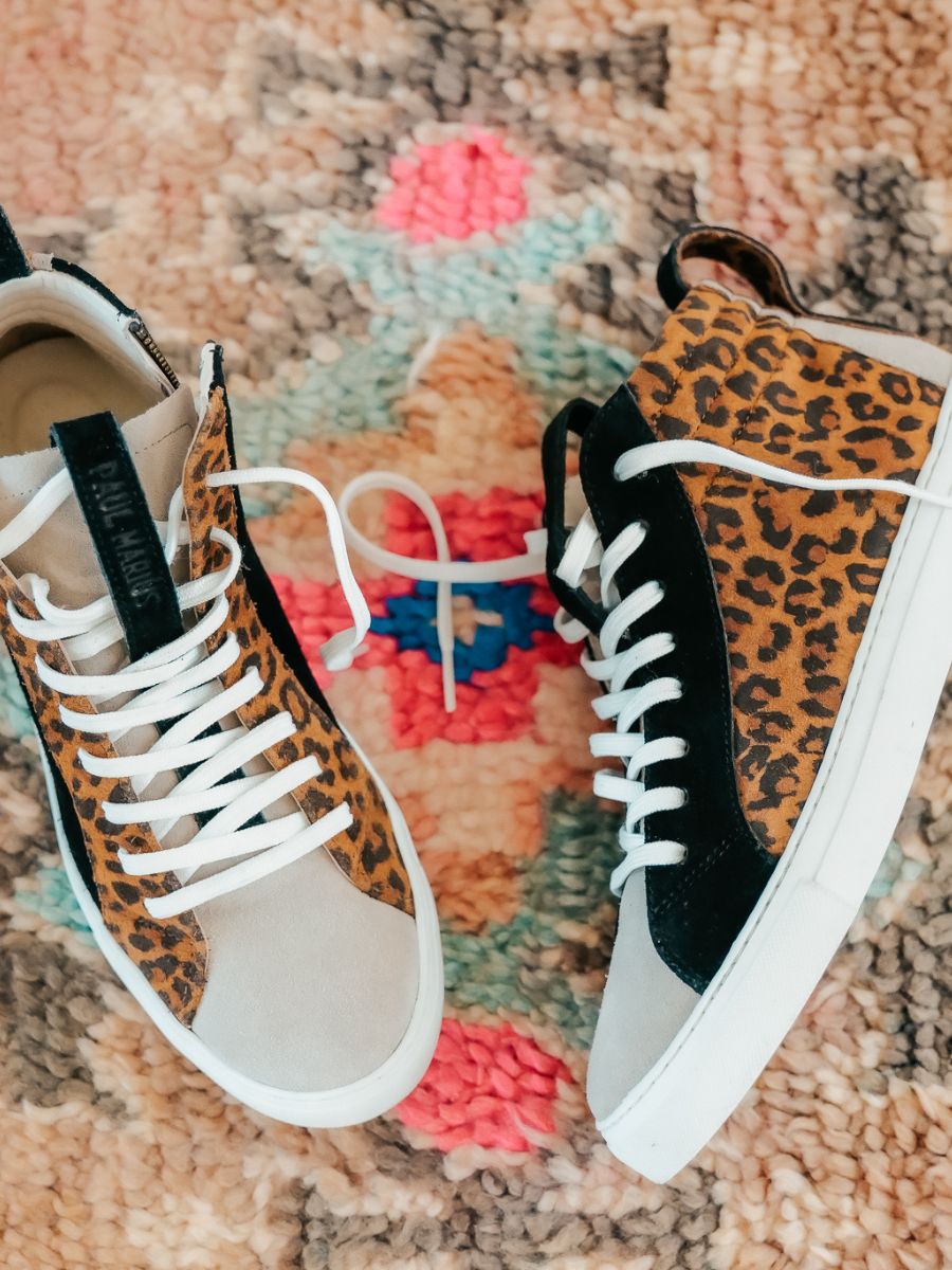 foto-vista-frontale-sneaker-donna-pelle-leopardata-pm001-leopard-naturel-paul-marius-pm001-lp-l-s35