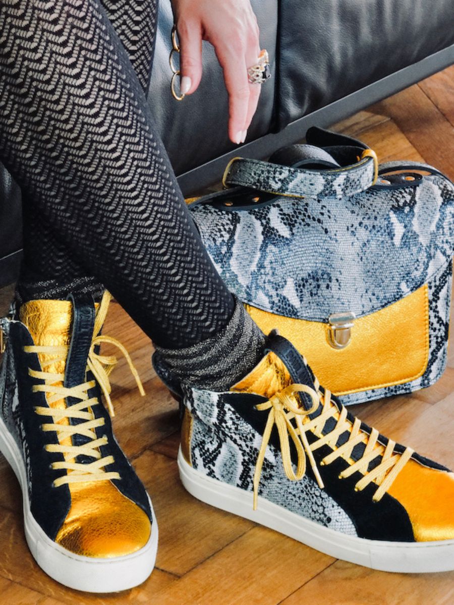 foto-vista-frontale-sneaker-donna-pelle-grigio-giallo-pm001-python-granito-giallo-metallizzato-paul-marius-pm001-p-w-mcy-s36