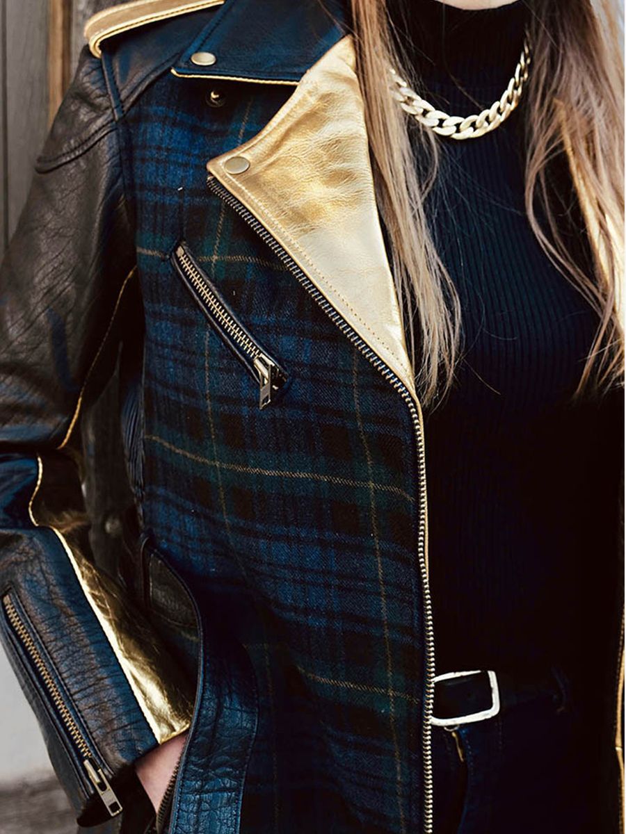 foto-vista-laterale-trench-in-pelle-donna-verde-letrench-tartan-verde-paul-marius-wtc-sco-gr-s36