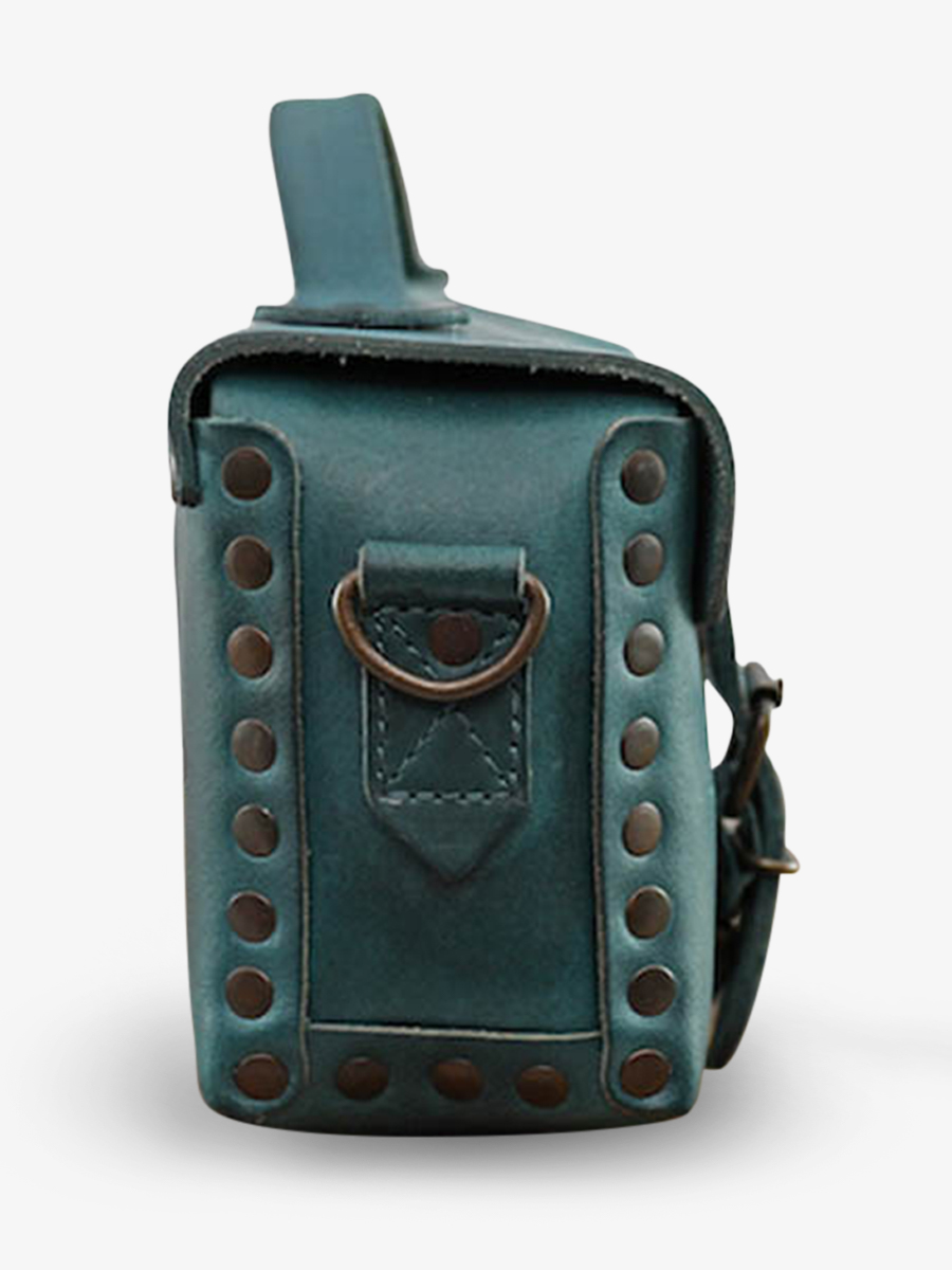 foto-vista-laterale-borsa-a-tramonto-in-pelle-da-donna-blu-lartisane-blu-piscine-paul-marius-p02-blu