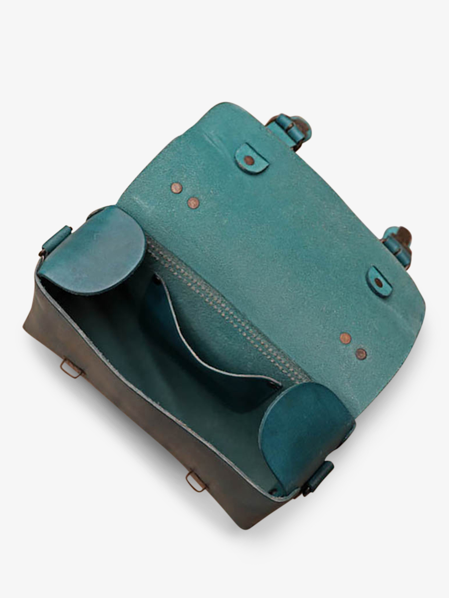 foto-interno-borsa-a-tramoggia-in-pelle-donna-blu-lartisane-blu-piscina-paul-marius-p02-blu