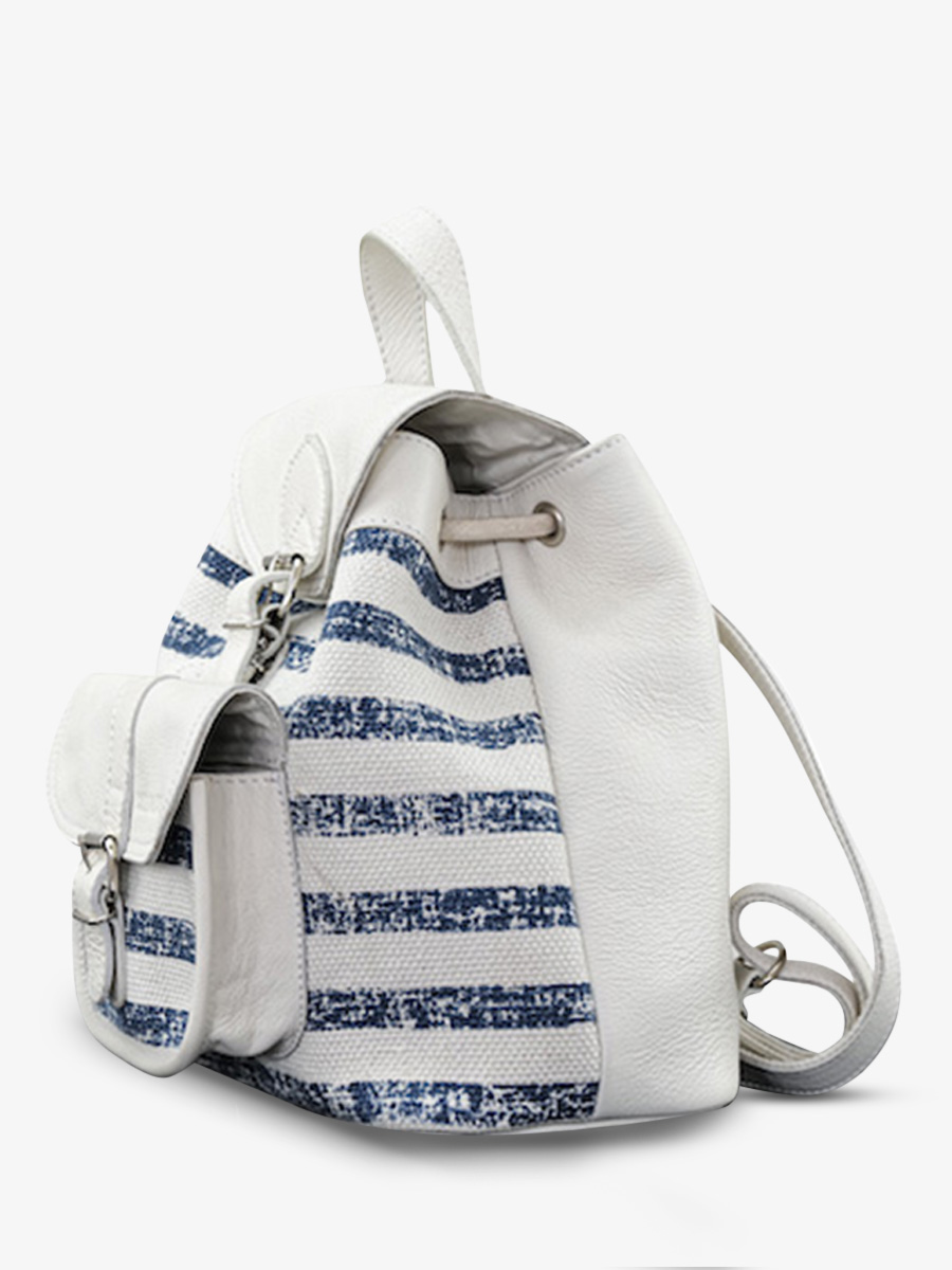 foto-vista-laterale-zaino-in-pelle-donna-blu-bianco-lebaroudeur-côte-ouest-mariniere-paul-marius-m40-cnv-blu-w