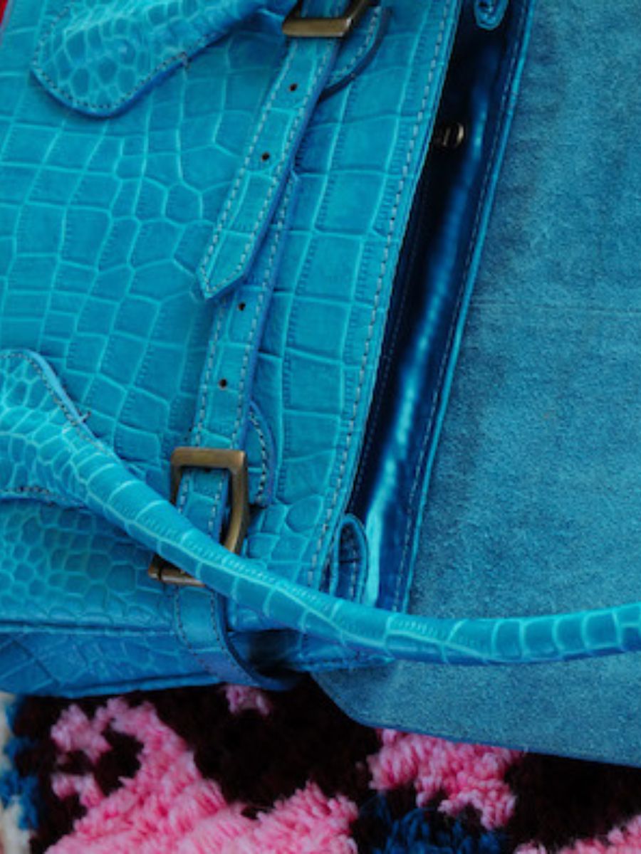 foto-materiale-borsa-a-mano-in-pelle-donna-blu-colette-m-alligator-cocktail-topaze-paul-marius-w28m-a-blu
