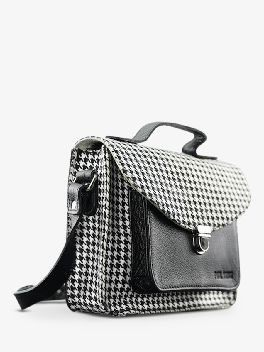 foto-vista-laterale-borsa-a-tramoggia-in-pelle-donna-nera-mademoiselle-george-grand-prix-nera-paul-marius-w05-hs-b