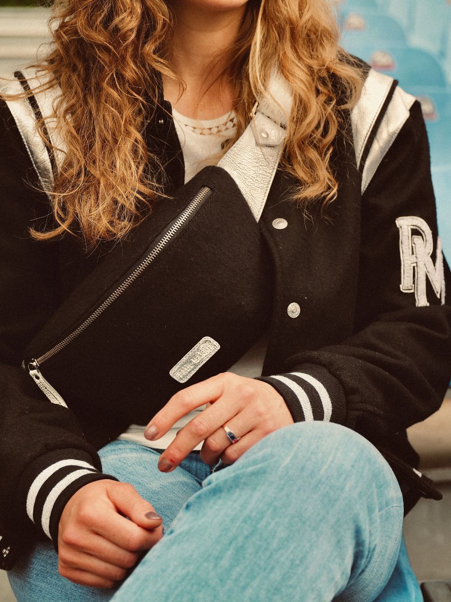 foto-vista-posteriore-marsupio-in-pelle-nera-labanane-50s-nera-paul-marius-m503-fifties-b