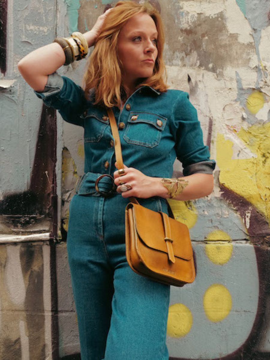 foto-portafoglio-borsa a tracolla in pelle donna marrone lagibeciere miele olio paul marius m24 ody