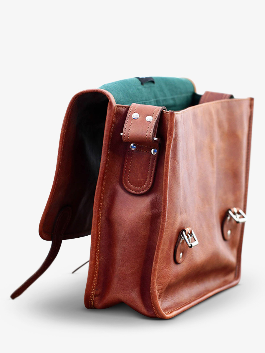 foto-vista-laterale-portadocumenti-in-pelle-marrone-lasacoche-l-naturel-paul-marius-m02s16-l