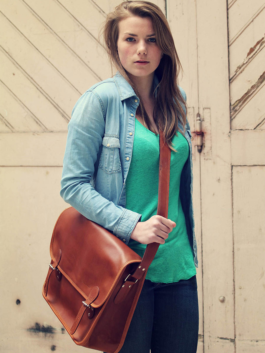 foto-portadocumenti-in-pelle-marrone-lasacoche-l-naturel-paul-marius-m02s16-l