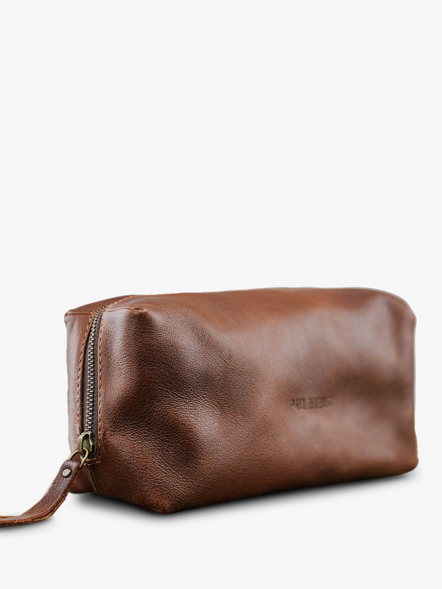 foto-vista-laterale-trousse-da-toilette-in-pelle-marrone-lebarbier-tabacco-paul-marius-m501-mk